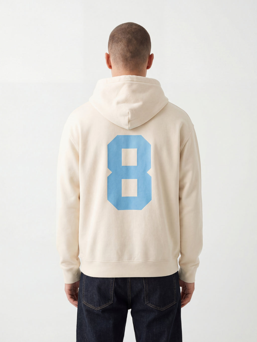 M8